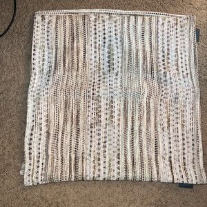 NWOT Lovesac 24x24 pillow covers (2)